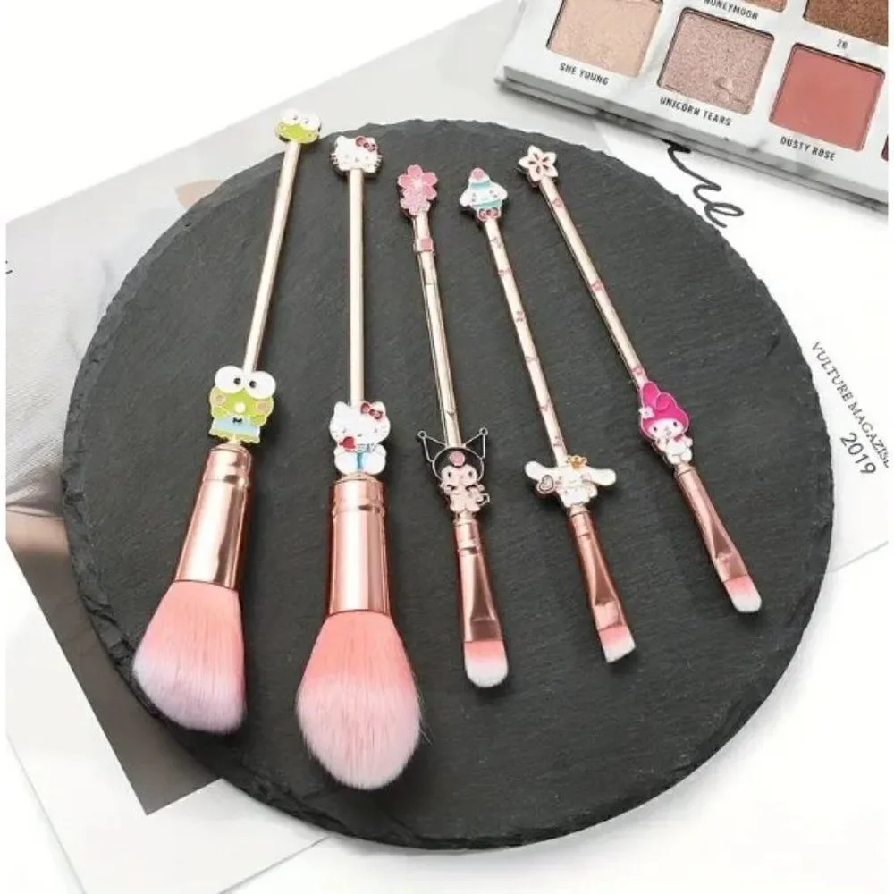 NEW! 5pcs Hello Kitty and Friends Makeup Brush w/ Metal Handles & Travel Case!